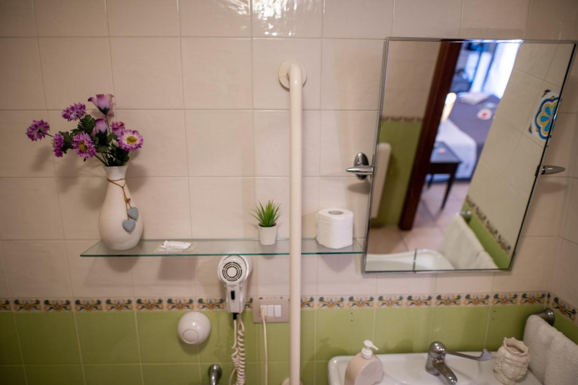 B&B Regina Carolina Caltagirone Exterior foto