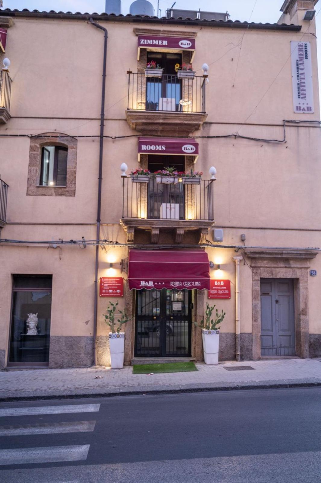 B&B Regina Carolina Caltagirone Exterior foto